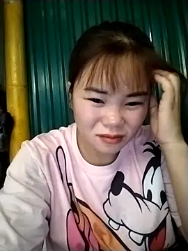 Snapshot of soixam00 chatting on October 11, 8:02 am soixam00 online show from October 11, 8:02 am