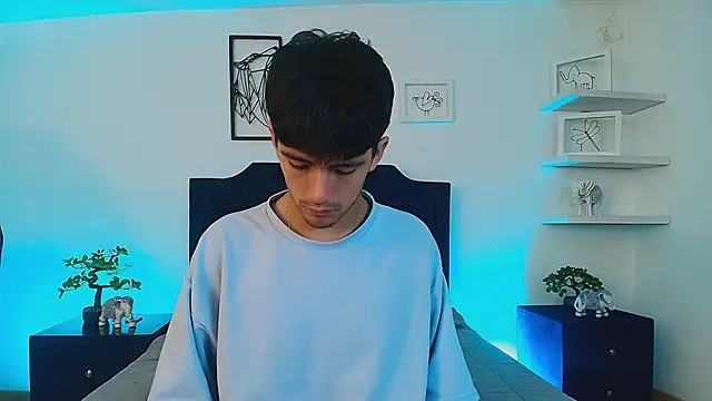 Axel Draven online show from October 20, 11:32 am