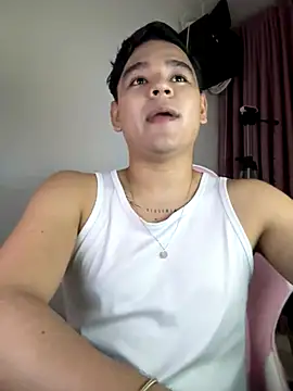 Snapshot of KairoBlaze chatting on October 15, 4:12 am KairoBlaze online show from October 15, 4:12 am