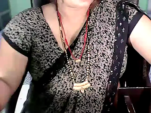 BABITA KUMARII online show from October 18, 5:14 pm