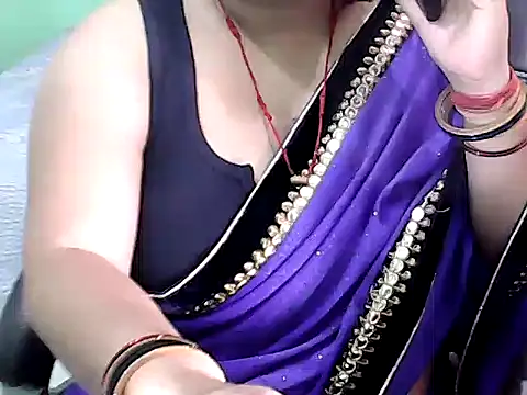 BABITA KUMARII online show from April 24, 4:53 pm