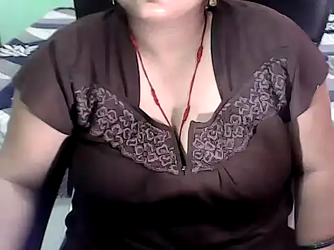 BABITA KUMARII online show from July 20, 4:53 pm