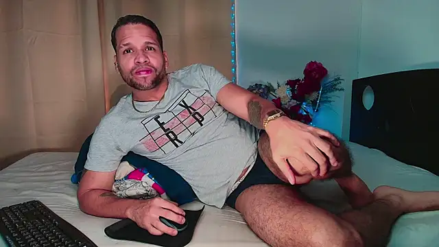 LucasGaeel online show from January 10, 3:03 pm