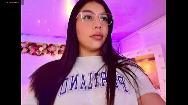 kloe28 online show from November 26, 3:51 am