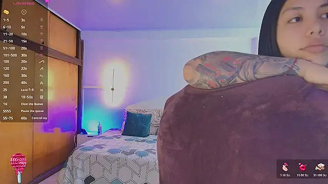kloe28 online show from June 27, 3:44 am