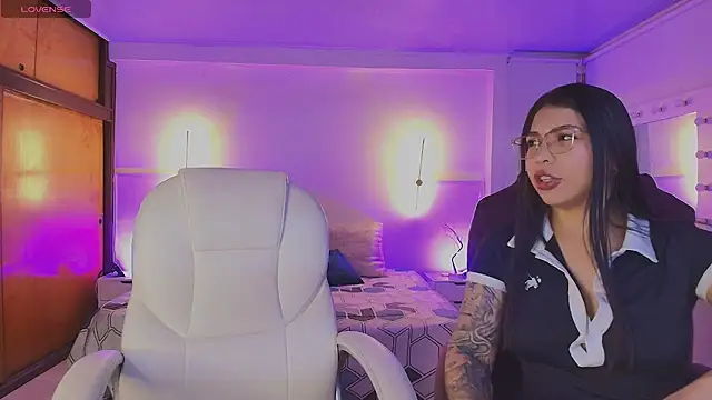 kloe28 online show from July 3, 4:08 am