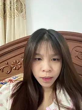 Snapshot of Hanaa07_ chatting on December 14, 1:44 am Hanaa07 online show from December 14, 1:44 am