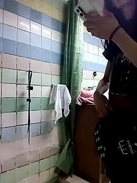 Snapshot of Aaronur chatting on September 27, 3:33 am Aaronur online show from September 27, 3:33 am