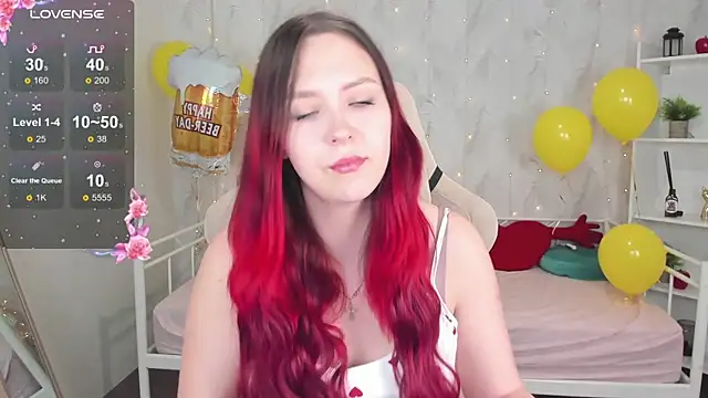 Snapshot of Monica__Queen chatting on October 2, 5:36 am Monica Queen online show from October 2, 5:36 am