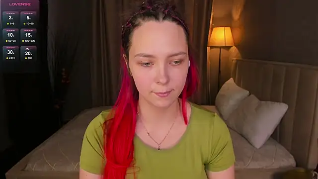 Monica  Queen online show from February 3, 6:40 am