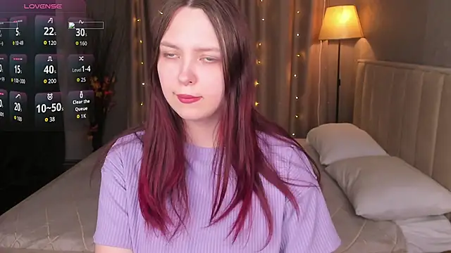 Monica  Queen online show from May 4, 5:25 am
