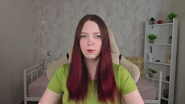 Monica  Queen online show from May 19, 5:25 am