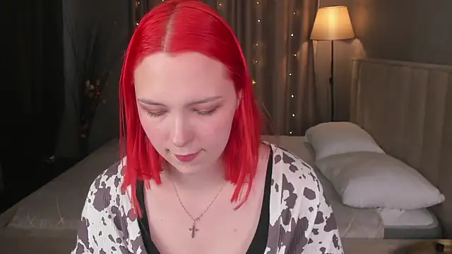 Monica  Queen online show from June 16, 5:32 am