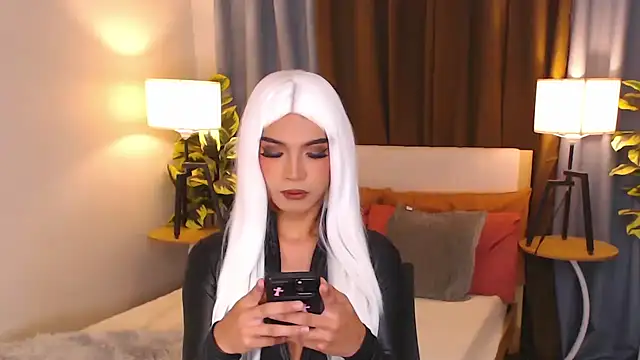 AmarraSins online show from September 29, 8:24 pm