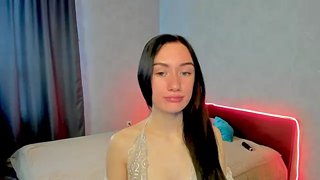 Snapshot of Arina_Meow19 chatting on October 1, 3:23 am Arina Meow19 online show from October 1, 3:23 am