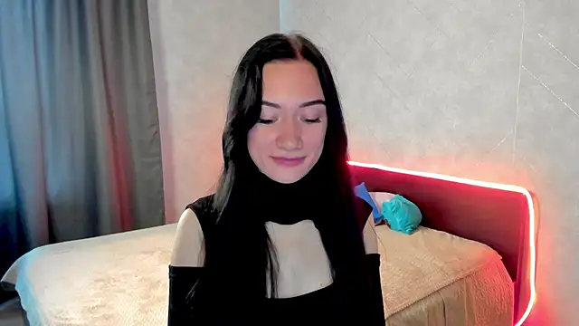 Snapshot of Arina_Meow19 chatting on October 4, 4:54 am Arina Meow19 online show from October 4, 4:54 am