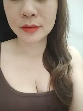 Girl Shy2000 online show from June 11, 3:21 pm