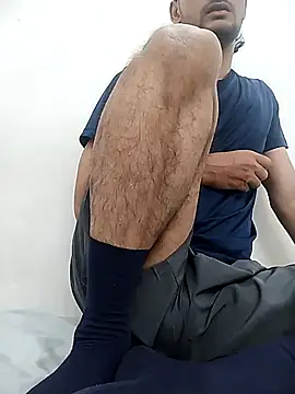 Snapshot of Ilhaamgrey chatting on October 18, 11:00 am Ilhaamgrey online show from October 18, 11:00 am