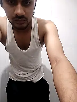 Snapshot of Ilhaamgrey chatting on November 15, 7:10 pm Ilhaamgrey online show from November 15, 7:10 pm