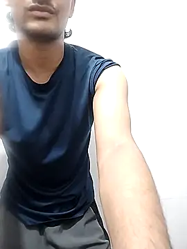 Snapshot of Ilhaamgrey chatting on November 22, 5:45 pm Ilhaamgrey online show from November 22, 5:45 pm