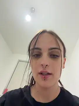 Snapshot of ScarStarX chatting on May 16, 1:13 am ScarStarX online show from May 16, 1:13 am