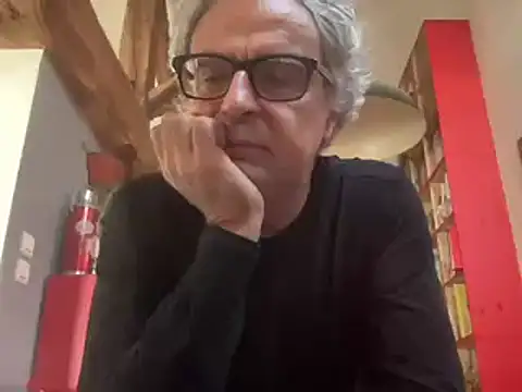 Snapshot of chtentation chatting on October 4, 9:18 am chtentation online show from October 4, 9:18 am