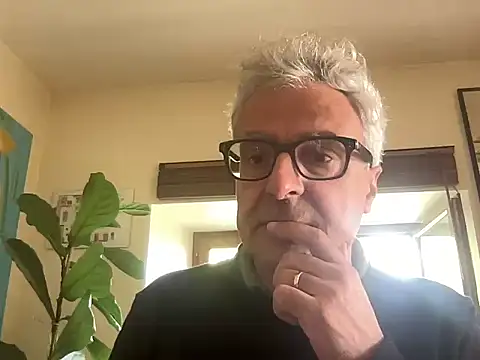 Snapshot of chtentation chatting on March 15, 2:56 pm chtentation online show from March 15, 2:56 pm