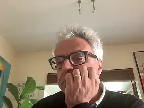 Snapshot of chtentation chatting on March 20, 4:12 pm chtentation online show from March 20, 4:12 pm