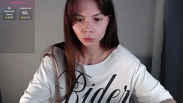 Snapshot of BellaAbey chatting on July 29, 9:02 pm BellaAbey online show from July 29, 9:02 pm