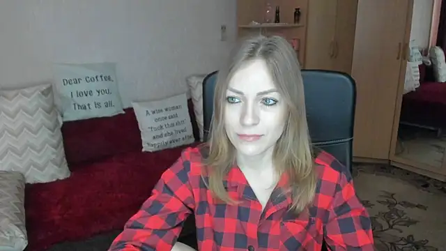 Tiffany Bates online show from April 23, 9:08 am