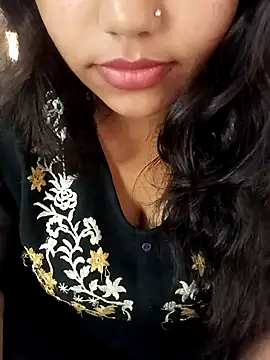 Snapshot of Miss_Rose__ chatting on October 30, 6:15 am Miss Rose online show from October 30, 6:15 am