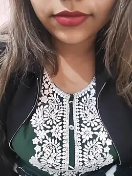 Snapshot of Miss_Rose__ chatting on December 2, 9:14 am Miss Rose online show from December 2, 9:14 am