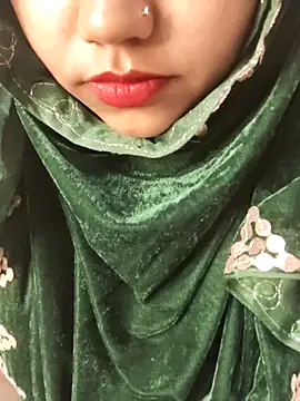 Miss Rose   online show from February 23, 9:50 am