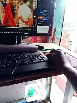 Snapshot of LesserUpset chatting on November 2, 3:42 am LesserUpset online show from November 2, 3:42 am