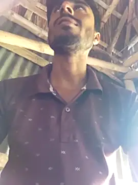 Snapshot of LesserUpset chatting on November 3, 3:41 am LesserUpset online show from November 3, 3:41 am