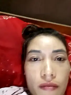 Snapshot of Phiny_xx chatting on October 16, 6:47 am Phiny xx online show from October 16, 6:47 am