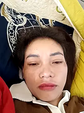 Snapshot of Phiny_xx chatting on October 18, 2:25 am Phiny xx online show from October 18, 2:25 am