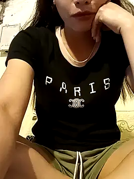 Snapshot of Phiny_xx chatting on October 18, 11:16 pm Phiny xx online show from October 18, 11:16 pm