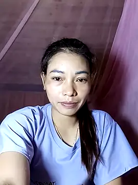 Snapshot of Phiny_xx chatting on October 31, 9:38 pm Phiny xx online show from October 31, 9:38 pm