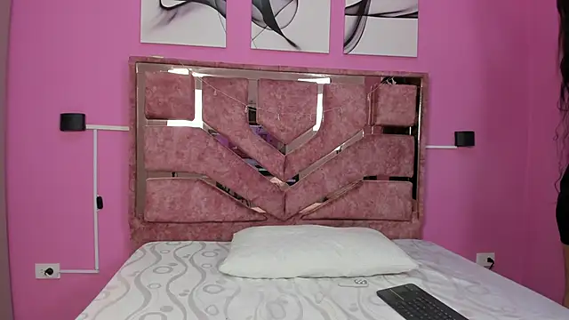 loversvalery online show from December 4, 12:25 pm