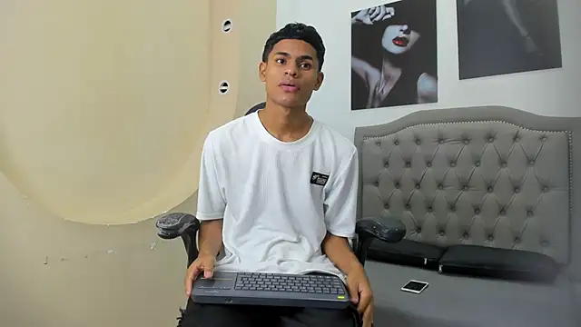 paull cassidy online show from December 4, 11:19 am