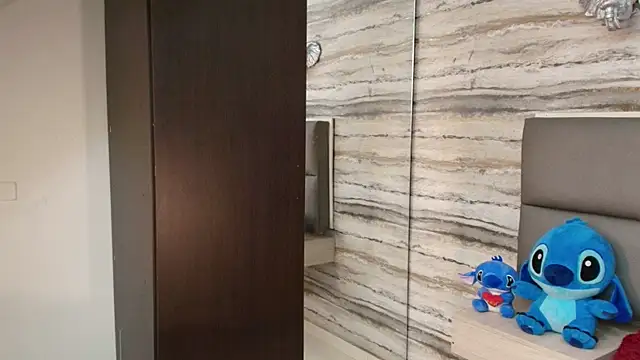 Lovers 21 online show from December 4, 1:26 am