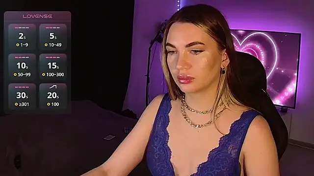 Snapshot of MissMaya__ chatting on October 9, 5:22 pm MissMaya online show from October 9, 5:22 pm