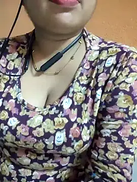 Snapshot of miss_kheyali chatting on October 9, 7:12 pm miss kheyali online show from October 9, 7:12 pm