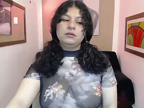 Snapshot of Fantassy_Loverss chatting on October 7, 4:15 pm Fantassy Loverss online show from October 7, 4:15 pm