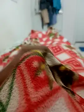 Snapshot of ramboram897 chatting on December 4, 8:17 pm ramboram897 online show from December 4, 8:17 pm