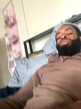 vaultclub online show from October 20, 1:22 pm