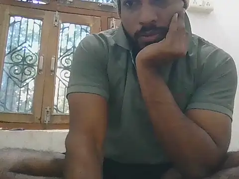 Snapshot of Raw12499 chatting on December 4, 3:49 am Raw12499 online show from December 4, 3:49 am