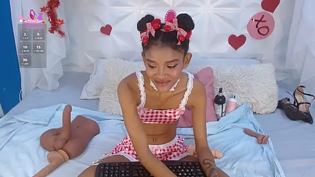 adisson petite1 online show from February 19, 5:42 pm