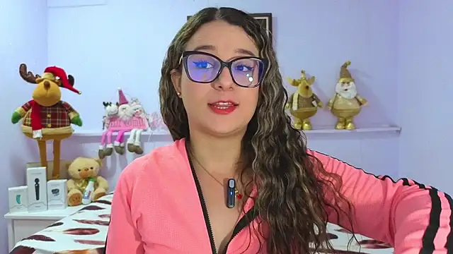 Snapshot of katiaa_lovv chatting on November 17, 11:49 am katiaa lovv online show from November 17, 11:49 am